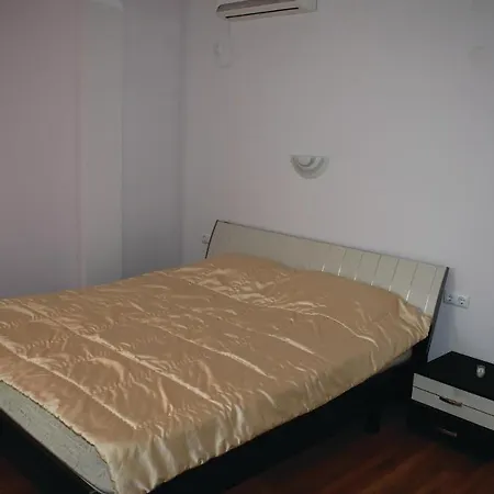 Holiday home Three-bedroom Holiday In Sozopol